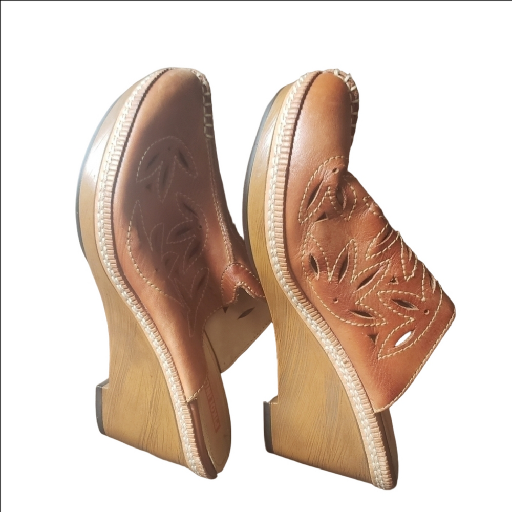 Pikolinos Laser Cut Wedge Mules